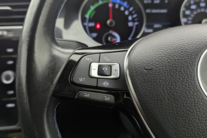 2025 Volkswagen E-golf