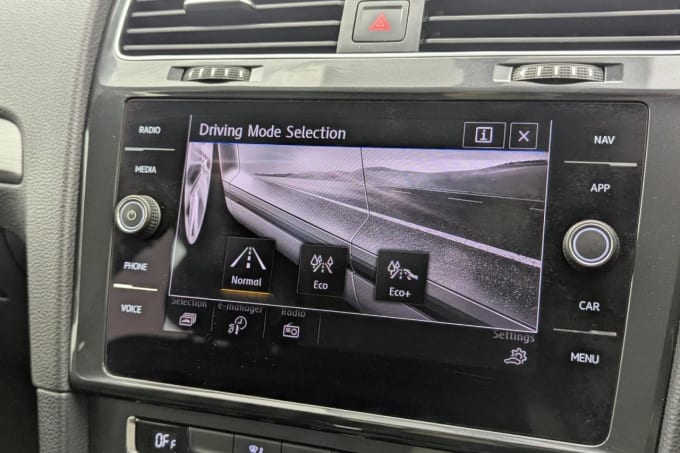 2025 Volkswagen E-golf