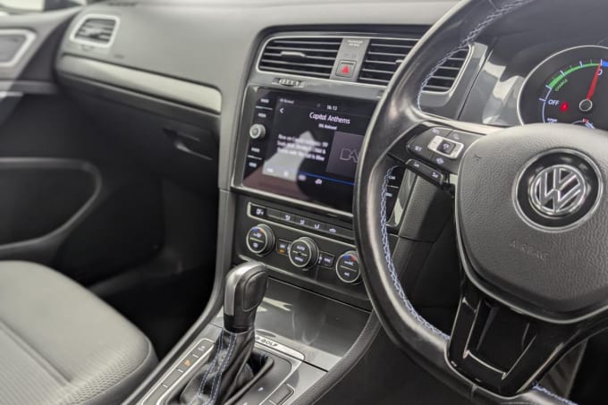 2025 Volkswagen E-golf