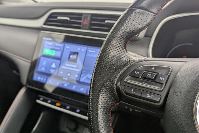 2025 Mg Mg Zs