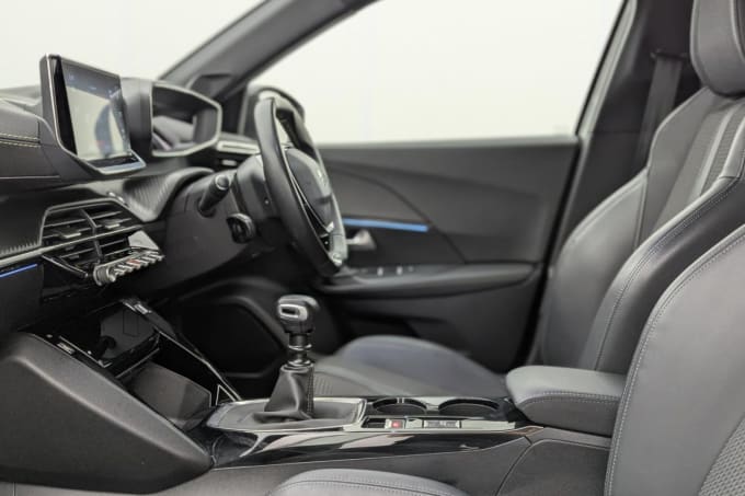 2025 Peugeot 2008
