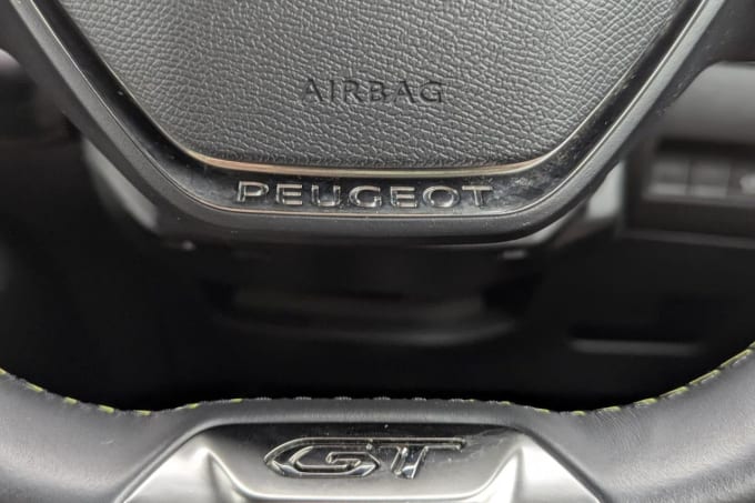2025 Peugeot 2008