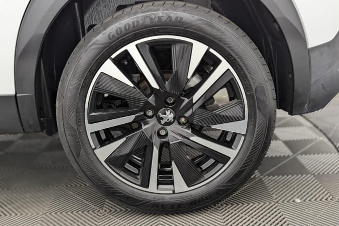 2025 Peugeot 2008