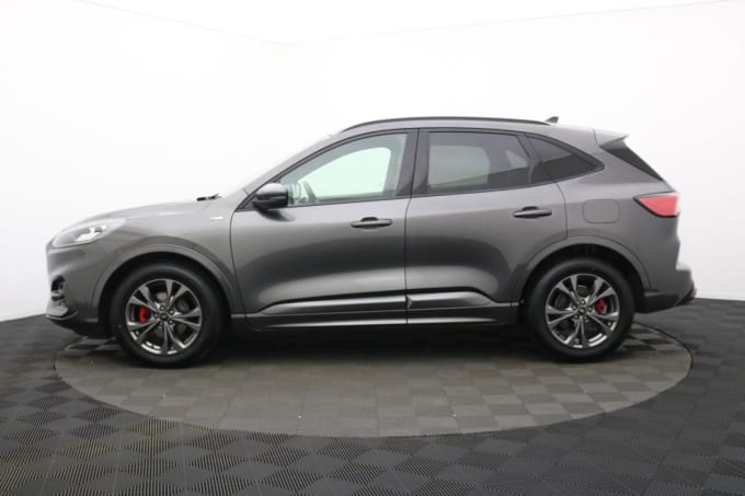 2025 Ford Kuga