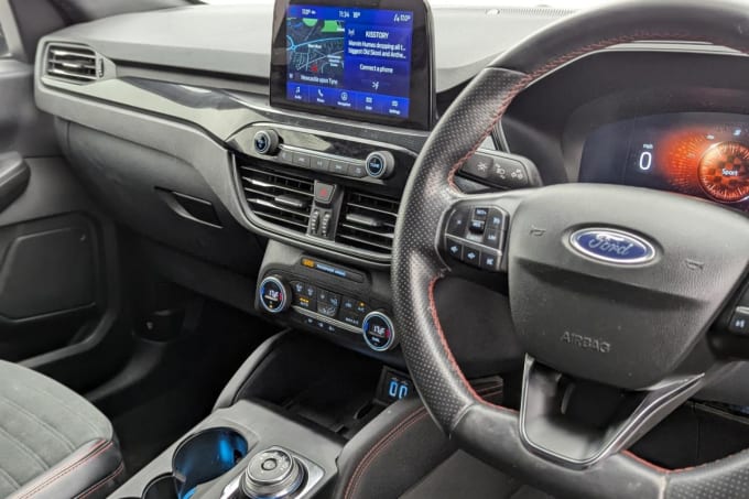 2025 Ford Kuga