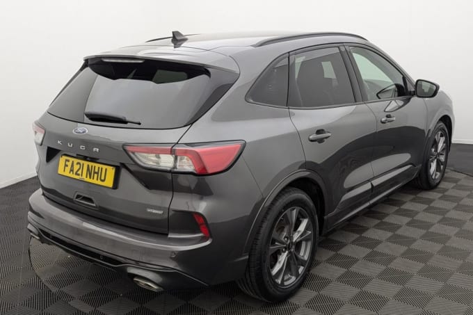 2025 Ford Kuga