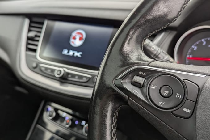 2025 Vauxhall Grandland X