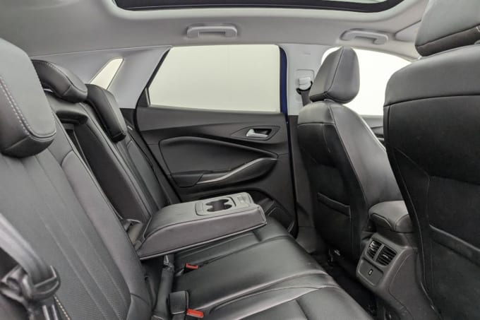 2025 Vauxhall Grandland X
