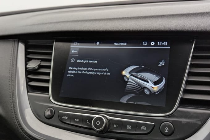 2025 Vauxhall Grandland X