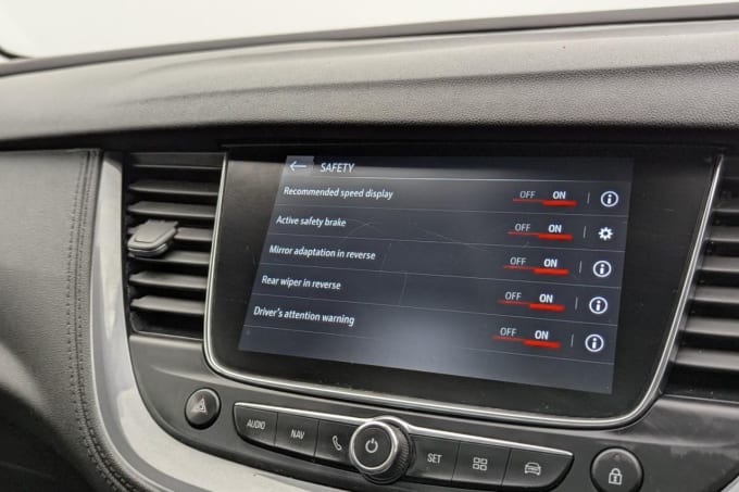 2025 Vauxhall Grandland X