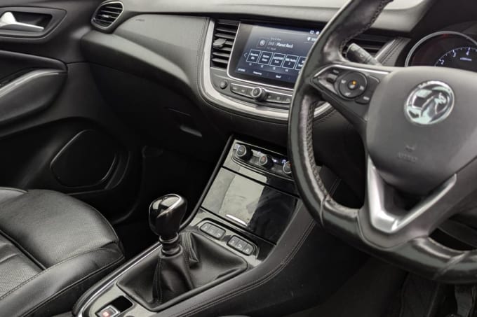 2025 Vauxhall Grandland X