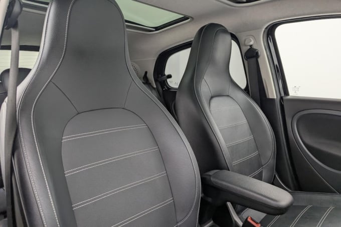 2025 Smart Forfour