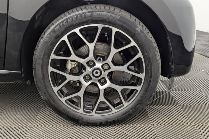 2025 Smart Forfour
