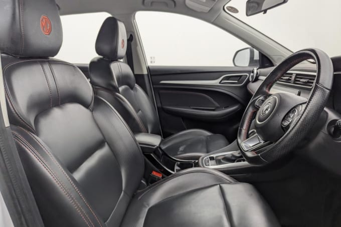 2025 Mg Mg Zs