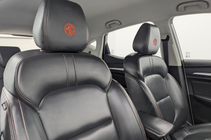2025 Mg Mg Zs