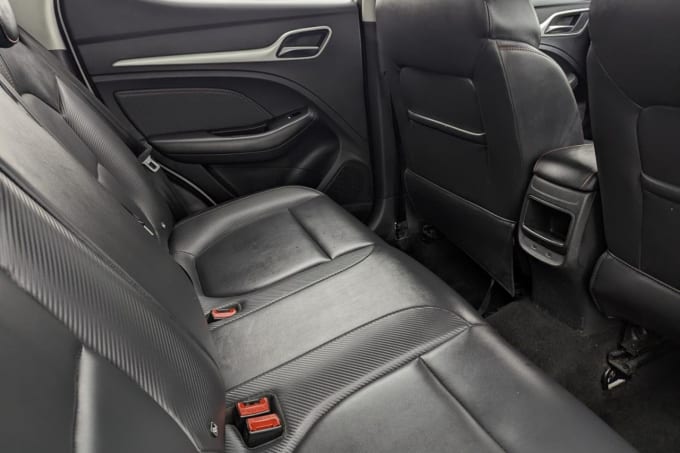 2025 Mg Mg Zs