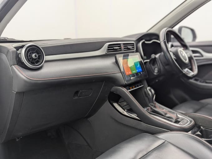 2025 Mg Mg Zs