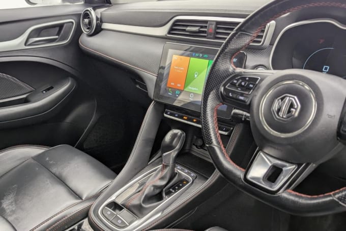 2025 Mg Mg Zs