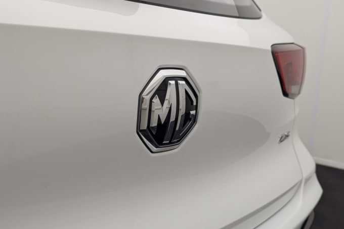 2025 Mg Mg Zs