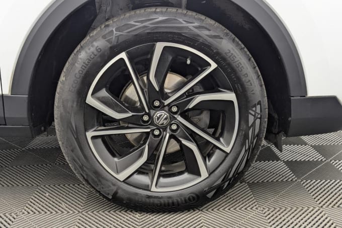 2025 Mg Mg Zs