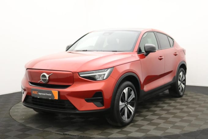 2025 Volvo C40