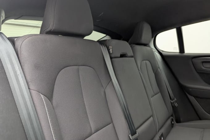 2025 Volvo C40