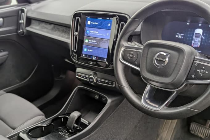 2025 Volvo C40