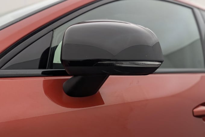 2025 Volvo C40