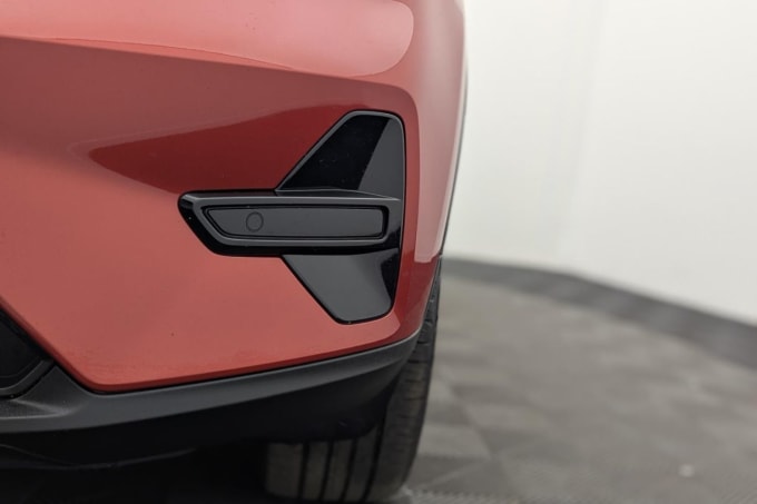 2025 Volvo C40