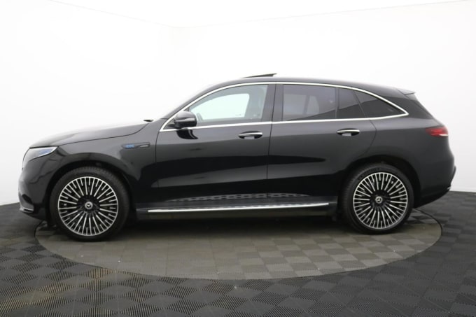 2025 Mercedes-benz Eqc