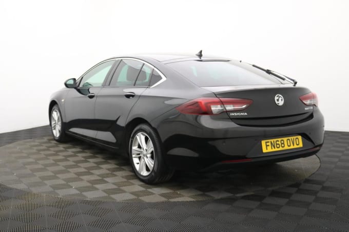 2025 Vauxhall Insignia