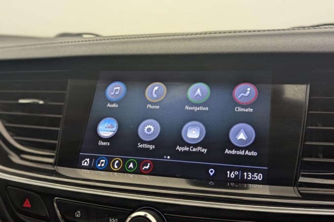 2025 Vauxhall Insignia