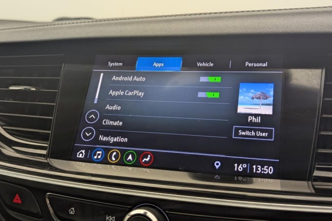 2025 Vauxhall Insignia