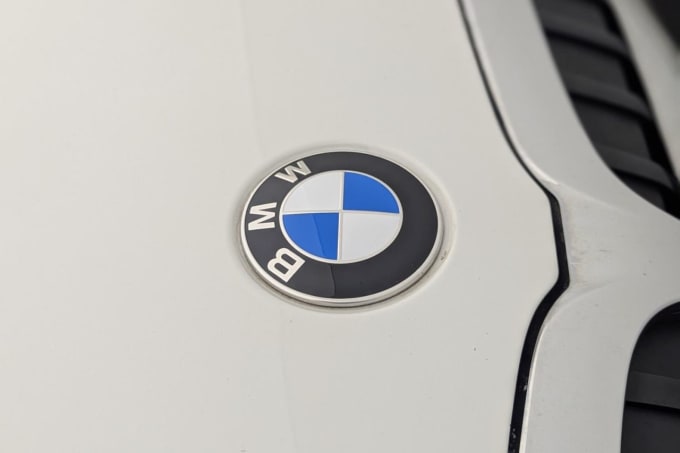 2025 BMW 3 Series