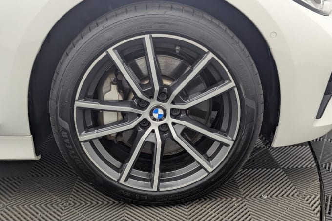 2025 BMW 3 Series