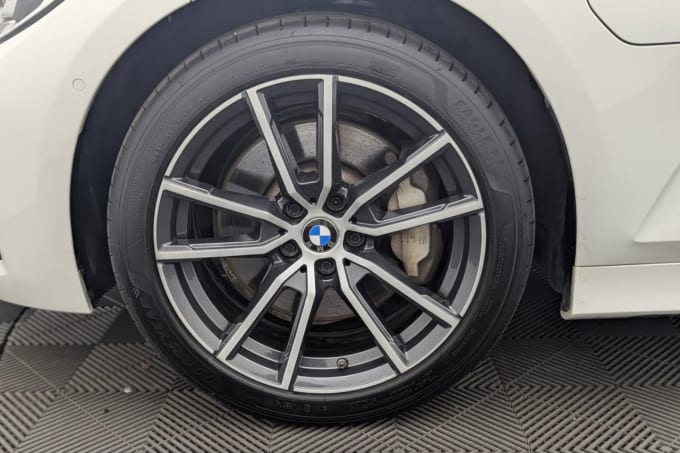 2025 BMW 3 Series