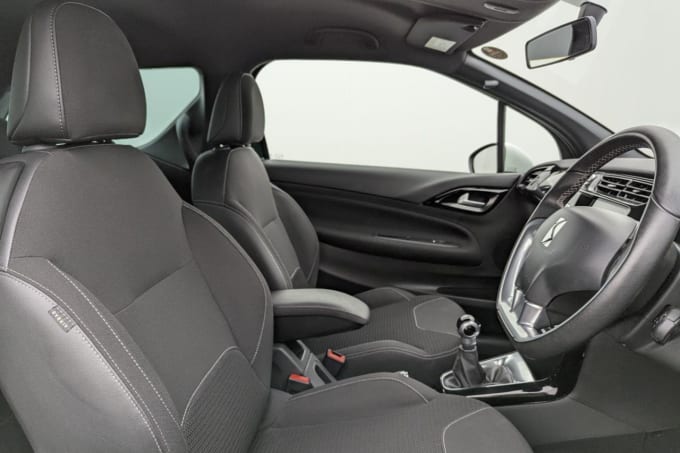 2025 Ds Automobiles Ds 3