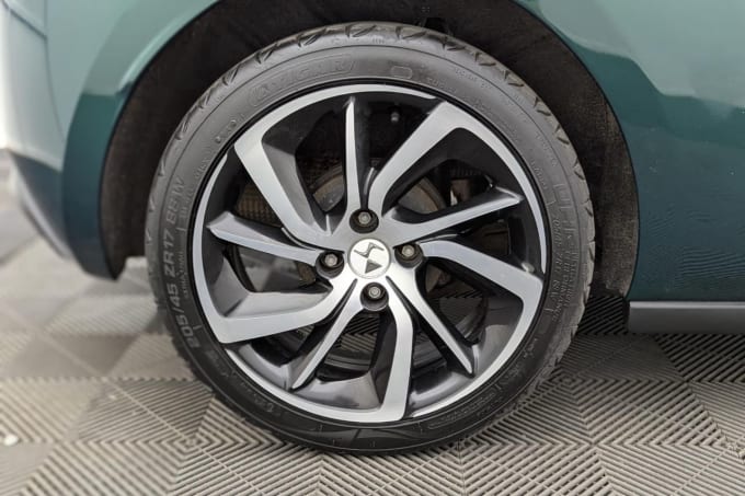 2025 Ds Automobiles Ds 3