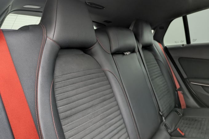 2025 Mercedes-benz Cla