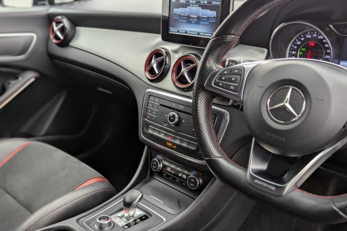 2025 Mercedes-benz Cla