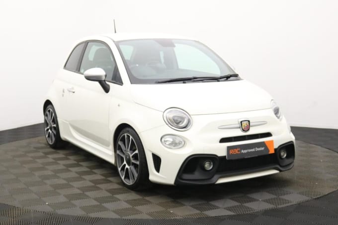 2025 Abarth 595