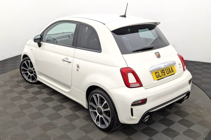 2025 Abarth 595