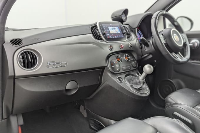2025 Abarth 595