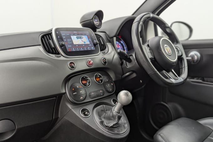 2025 Abarth 595