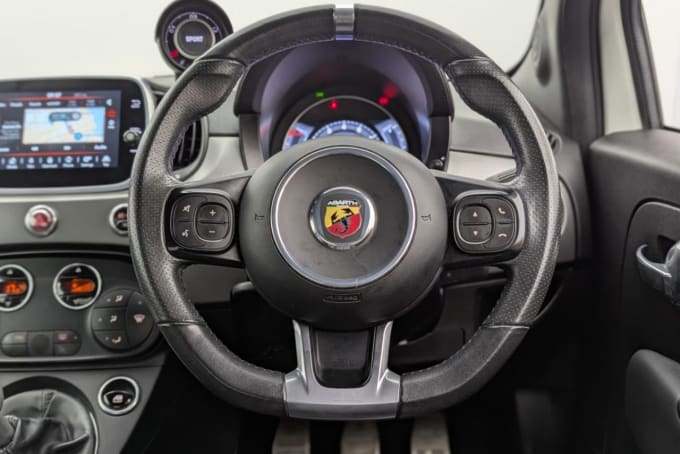 2025 Abarth 595