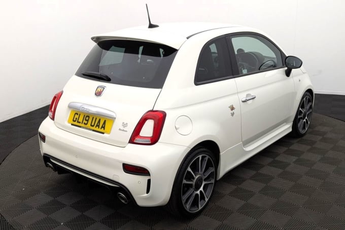 2025 Abarth 595
