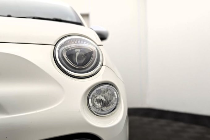 2025 Abarth 595