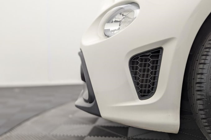2025 Abarth 595
