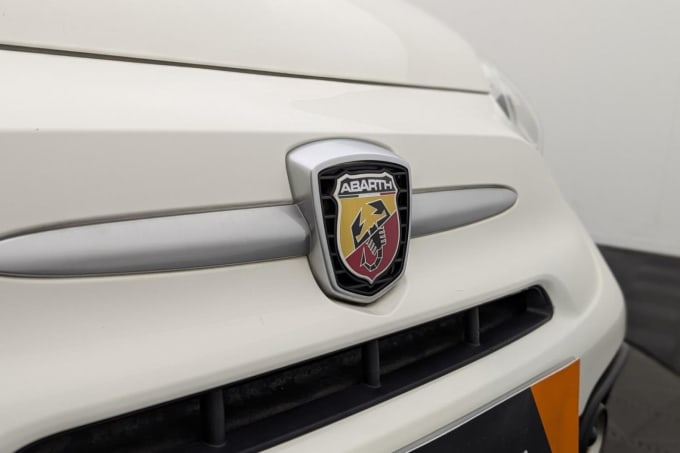 2025 Abarth 595