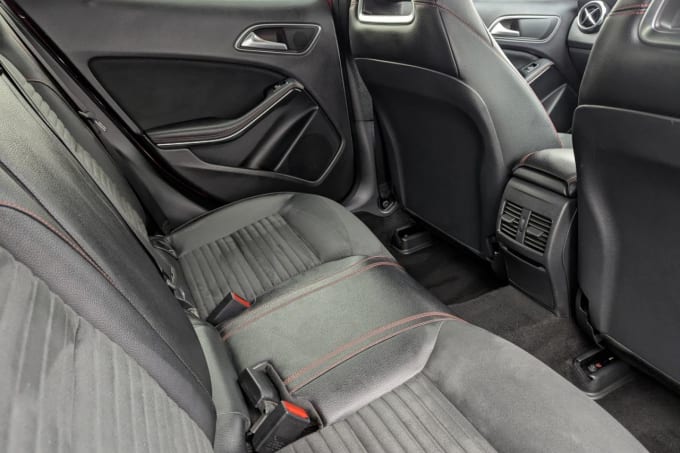 2025 Mercedes-benz Gla